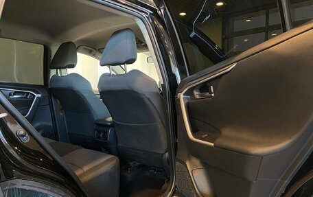 Toyota RAV4, 2020 год, 2 840 000 рублей, 26 фотография