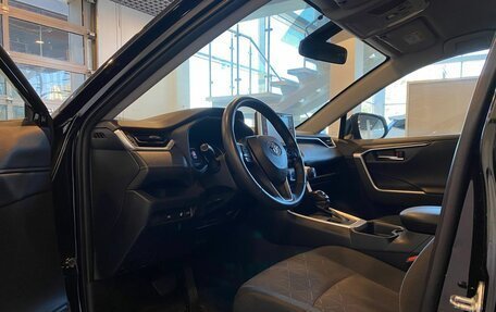 Toyota RAV4, 2020 год, 2 840 000 рублей, 23 фотография