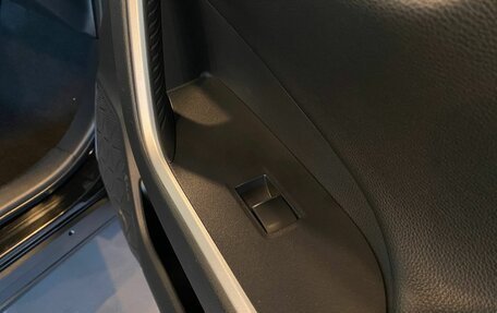 Toyota RAV4, 2020 год, 2 840 000 рублей, 28 фотография