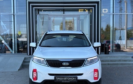 KIA Sorento II рестайлинг, 2017 год, 1 999 000 рублей, 4 фотография