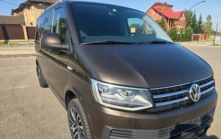 Volkswagen Multivan T6 рестайлинг, 2015 год, 3 200 000 рублей, 4 фотография