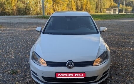 Volkswagen Golf VII, 2013 год, 1 080 000 рублей, 2 фотография