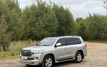 Toyota Land Cruiser 200, 2016 год, 6 500 000 рублей, 2 фотография