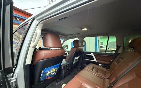 Toyota Land Cruiser 200, 2016 год, 6 500 000 рублей, 14 фотография