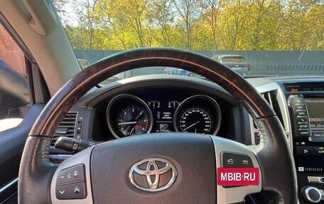 Toyota Land Cruiser 200, 2012 год, 2 946 000 рублей, 15 фотография