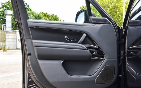 Land Rover Range Rover IV рестайлинг, 2025 год, 35 890 000 рублей, 18 фотография