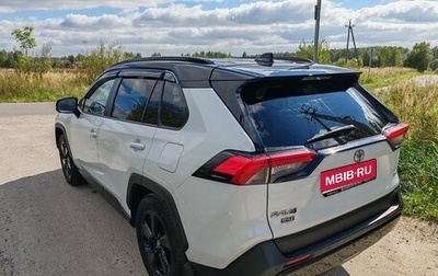 Toyota RAV4, 2020 год, 3 300 000 рублей, 1 фотография