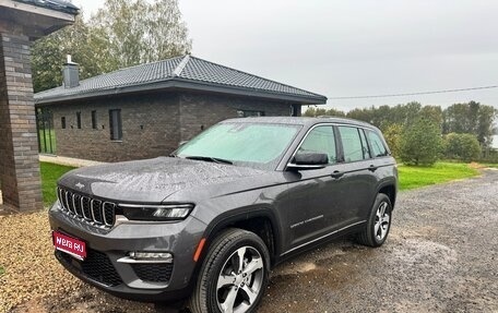 Jeep Grand Cherokee, 2023 год, 7 500 000 рублей, 1 фотография