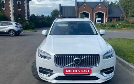 Volvo XC90 II рестайлинг, 2023 год, 5 900 000 рублей, 2 фотография