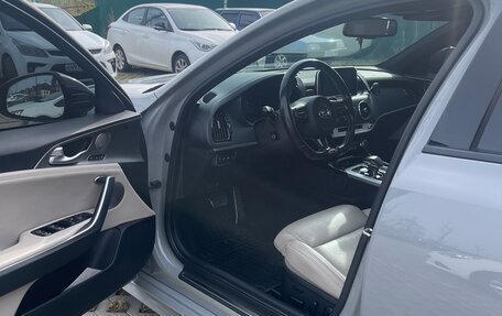 KIA Stinger I, 2018 год, 2 250 000 рублей, 10 фотография