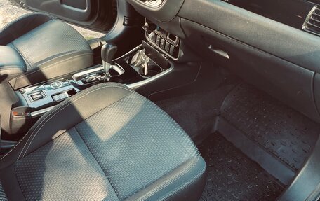 Mitsubishi Outlander III рестайлинг 3, 2019 год, 2 100 000 рублей, 4 фотография