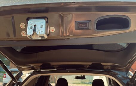 Mitsubishi Outlander III рестайлинг 3, 2019 год, 2 100 000 рублей, 7 фотография