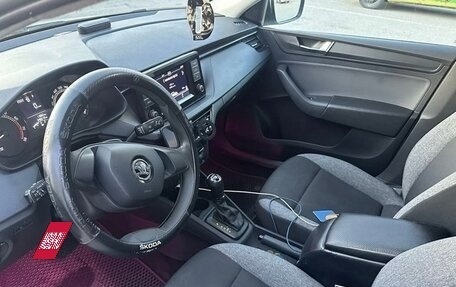Skoda Rapid II, 2021 год, 1 350 000 рублей, 11 фотография
