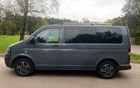 Volkswagen Transporter T5 рестайлинг, 2012 год, 1 650 000 рублей, 3 фотография