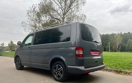 Volkswagen Transporter T5 рестайлинг, 2012 год, 1 650 000 рублей, 4 фотография