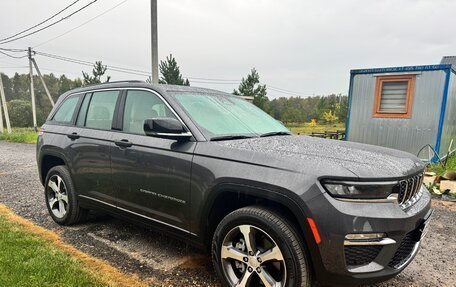 Jeep Grand Cherokee, 2023 год, 7 500 000 рублей, 3 фотография