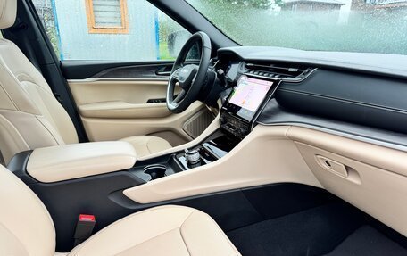 Jeep Grand Cherokee, 2023 год, 7 500 000 рублей, 10 фотография