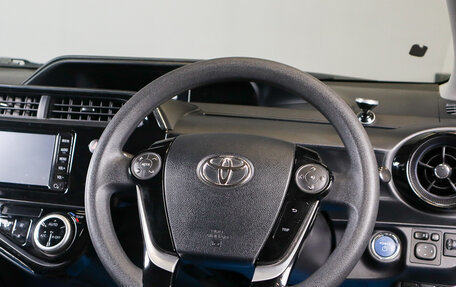 Toyota Aqua I, 2018 год, 1 449 000 рублей, 9 фотография