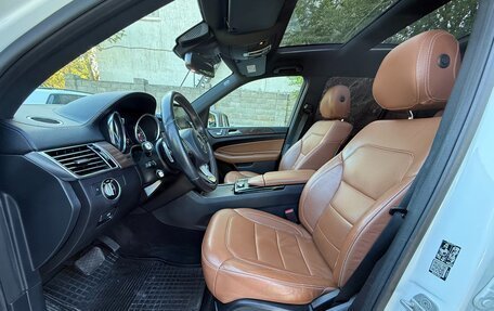 Mercedes-Benz GLS, 2017 год, 4 800 000 рублей, 28 фотография