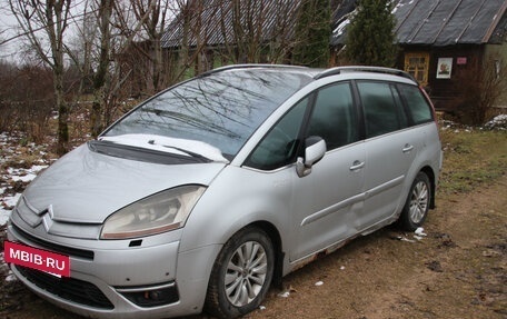 Citroen C4 Picasso II рестайлинг, 2007 год, 600 000 рублей, 2 фотография