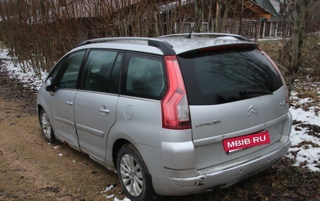 Citroen C4 Picasso II рестайлинг, 2007 год, 600 000 рублей, 4 фотография