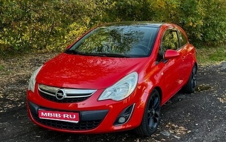 Opel Corsa D, 2011 год, 690 000 рублей, 1 фотография