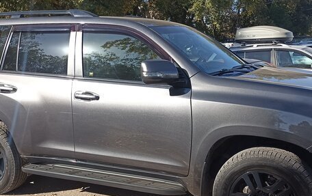 Toyota Land Cruiser Prado 150 рестайлинг 2, 2011 год, 2 800 000 рублей, 5 фотография