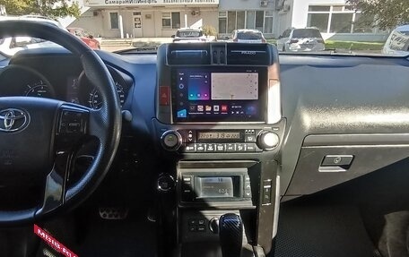 Toyota Land Cruiser Prado 150 рестайлинг 2, 2011 год, 2 800 000 рублей, 14 фотография