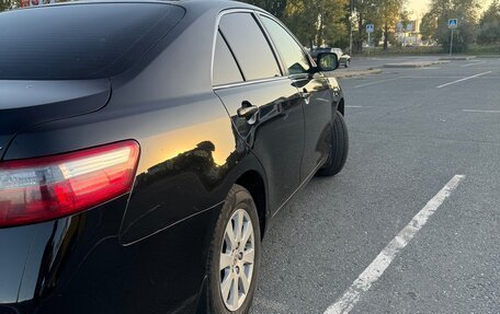 Toyota Camry, 2007 год, 850 000 рублей, 5 фотография