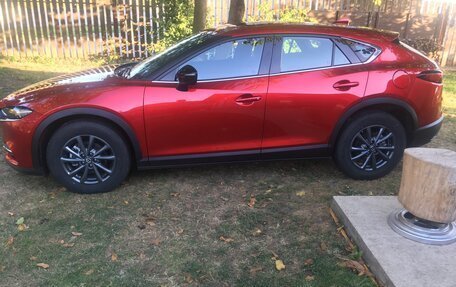 Mazda CX-4, 2023 год, 2 790 000 рублей, 3 фотография
