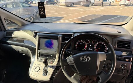 Toyota Vellfire I, 2014 год, 2 600 000 рублей, 16 фотография