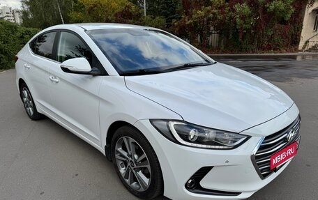 Hyundai Elantra VI рестайлинг, 2017 год, 1 625 000 рублей, 3 фотография