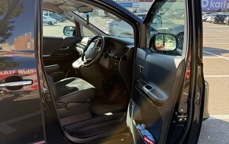 Toyota Vellfire I, 2014 год, 2 600 000 рублей, 14 фотография