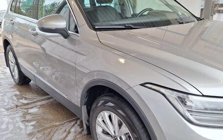 Volkswagen Tiguan II, 2021 год, 2 750 000 рублей, 4 фотография