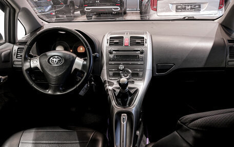 Toyota Auris II, 2008 год, 588 000 рублей, 17 фотография