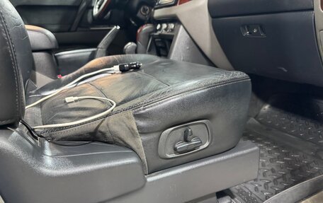 Mitsubishi Pajero III рестайлинг, 2006 год, 750 000 рублей, 20 фотография