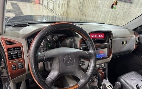 Mitsubishi Pajero III рестайлинг, 2006 год, 750 000 рублей, 14 фотография