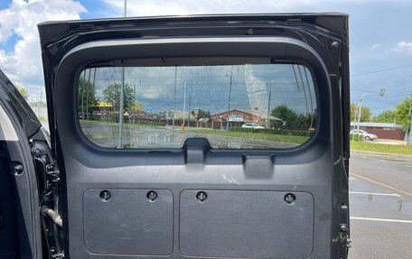 Toyota Land Cruiser Prado 150 рестайлинг 2, 2017 год, 4 500 000 рублей, 34 фотография