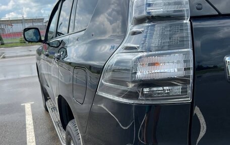 Toyota Land Cruiser Prado 150 рестайлинг 2, 2017 год, 4 500 000 рублей, 35 фотография