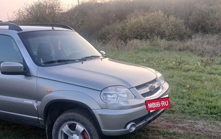 Chevrolet Niva I рестайлинг, 2012 год, 700 000 рублей, 2 фотография