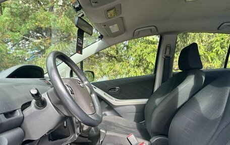 Toyota Yaris III рестайлинг, 2006 год, 349 000 рублей, 9 фотография