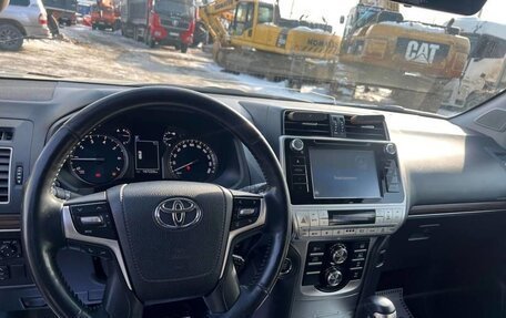 Toyota Land Cruiser Prado 150 рестайлинг 2, 2019 год, 5 365 000 рублей, 8 фотография