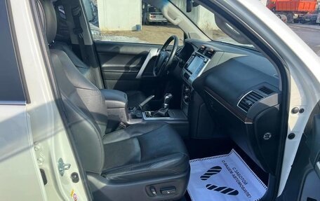 Toyota Land Cruiser Prado 150 рестайлинг 2, 2019 год, 5 365 000 рублей, 11 фотография