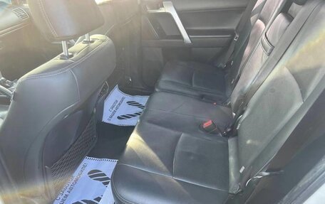 Toyota Land Cruiser Prado 150 рестайлинг 2, 2019 год, 5 365 000 рублей, 12 фотография