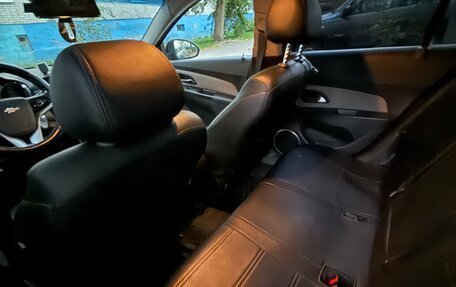 Chevrolet Cruze II, 2011 год, 820 000 рублей, 2 фотография