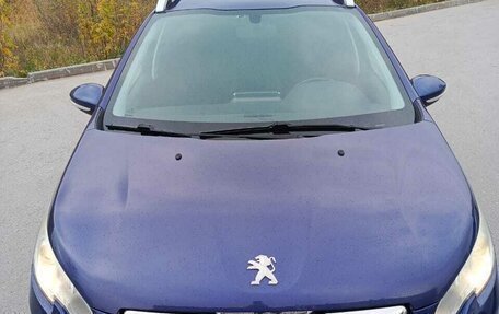 Peugeot 2008 II, 2014 год, 900 000 рублей, 2 фотография