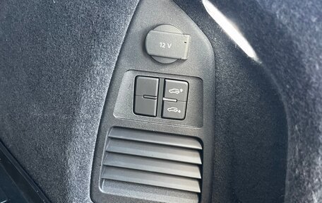 Volkswagen Touareg III, 2019 год, 4 990 000 рублей, 10 фотография