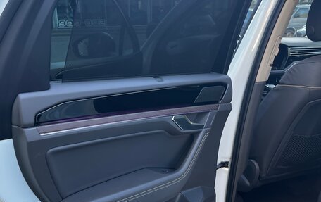 Volkswagen Touareg III, 2019 год, 4 990 000 рублей, 15 фотография