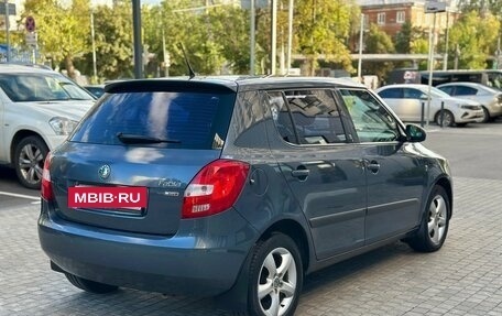 Skoda Fabia II, 2011 год, 680 000 рублей, 4 фотография