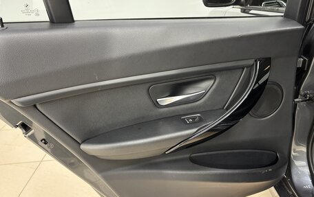 BMW 3 серия, 2018 год, 1 799 000 рублей, 14 фотография